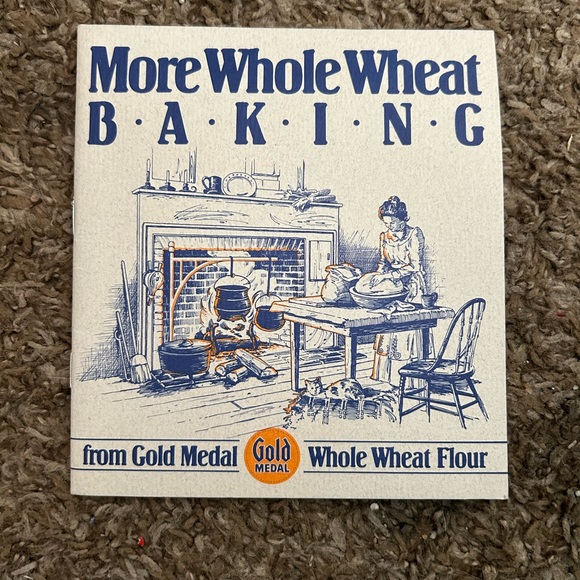 Vintage cookbook - Picture 1 of 1